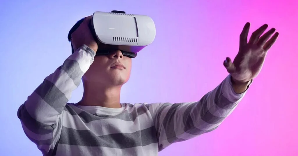 Virtual and Augmented Reality VR/AR